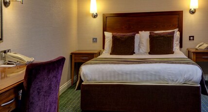 The Bull Hotel, Sure Hotel Collection by Best Western Room Type - 1 Double Bed, Non-Smoking, Standard Room