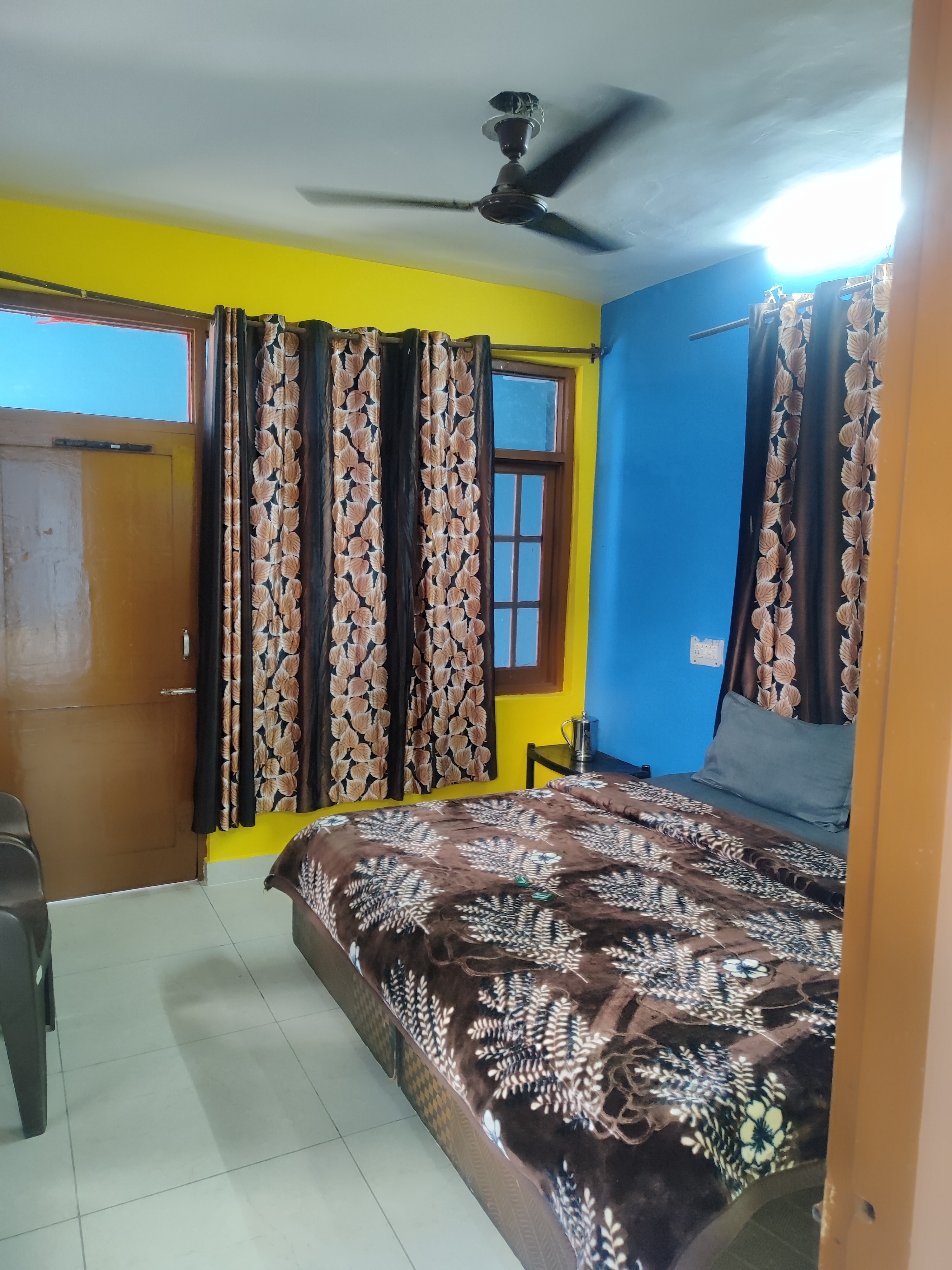 Triund Guest House - Tap to explore photos
