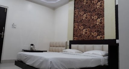 Hotel Surya Room Type - Luxury Room ( AC ) Hotel Surya Room Type - Luxury Room ( AC )