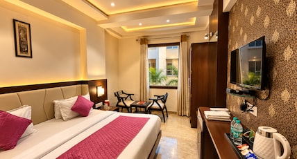 Taj Heights Room Type - Deluxe AC King Room with Private Bathroom & Free WiFi Taj Heights Room Type - Deluxe AC King Room with Private Bathroom & Free WiFi