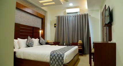 Club 99 Suites Room Type - Deluxe