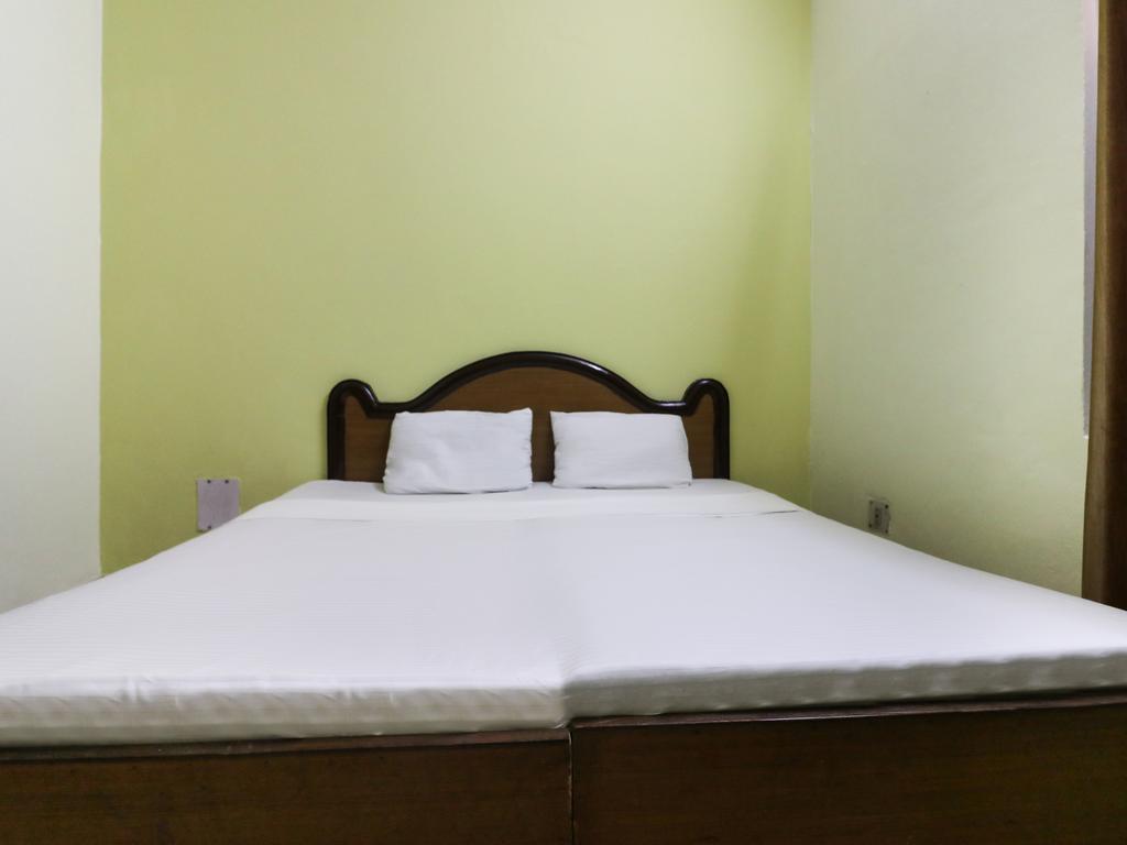 Hotel Sona Complex - Tap to explore photos