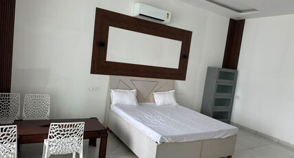 Baithak & Beyond Room Type - Super Deluxe room with pool view