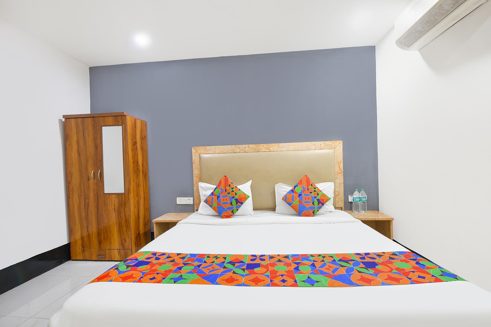Via Moody Inn Kalkaji - Tap to explore photos