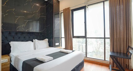 FabHotel Freedom Star Room Type - Deluxe Room