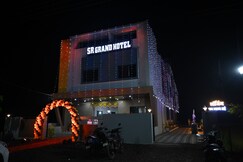 SR GRAND HOTEL