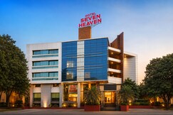 Hotel Seven Heaven