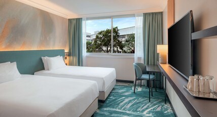 DoubleTree by Hilton Paris Bougival Room Type - TWIN GUEST ROOM