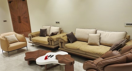 Lala Chhogmal JI Singhal Seva Sadan Room Type - Family Suite 3 Bed Room with Living Room & Balcony Lala Chhogmal JI Singhal Seva Sadan Room Type - Family Suite 3 Bed Room with Living Room & Balcony