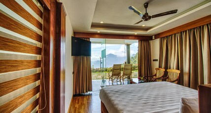 Chandys Drizzle Drops- Munnar Top Station Room Type - Deluxe room