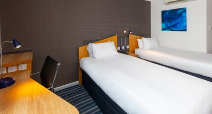 Holiday Inn Express Birmingham NEC Room Type - 2 Single Standard with Free Hot Breakfast Holiday Inn Express Birmingham NEC Room Type - 2 Single Standard with Free Hot Breakfast