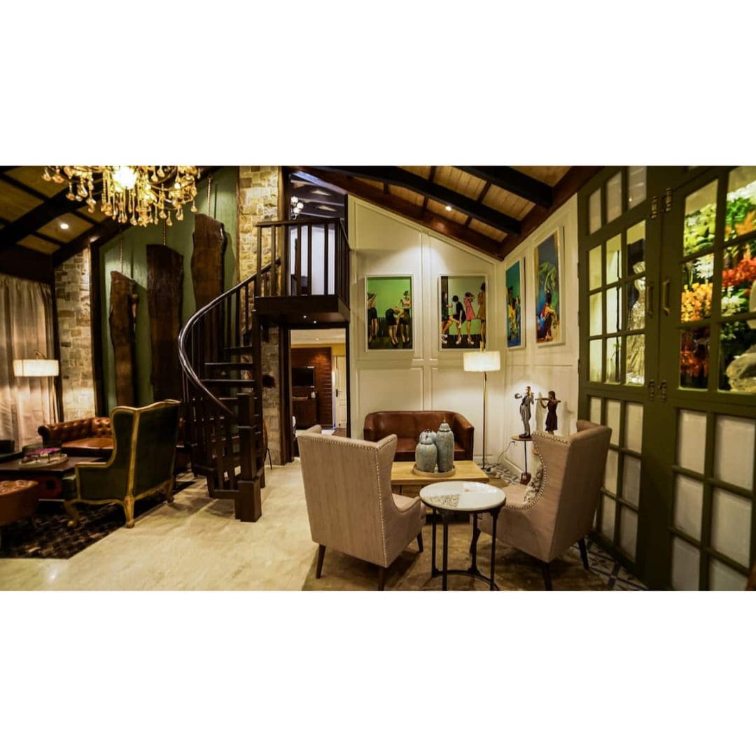 The Silverton Chalet | Entire 3BHK Luxe Cottage - Tap to explore photos