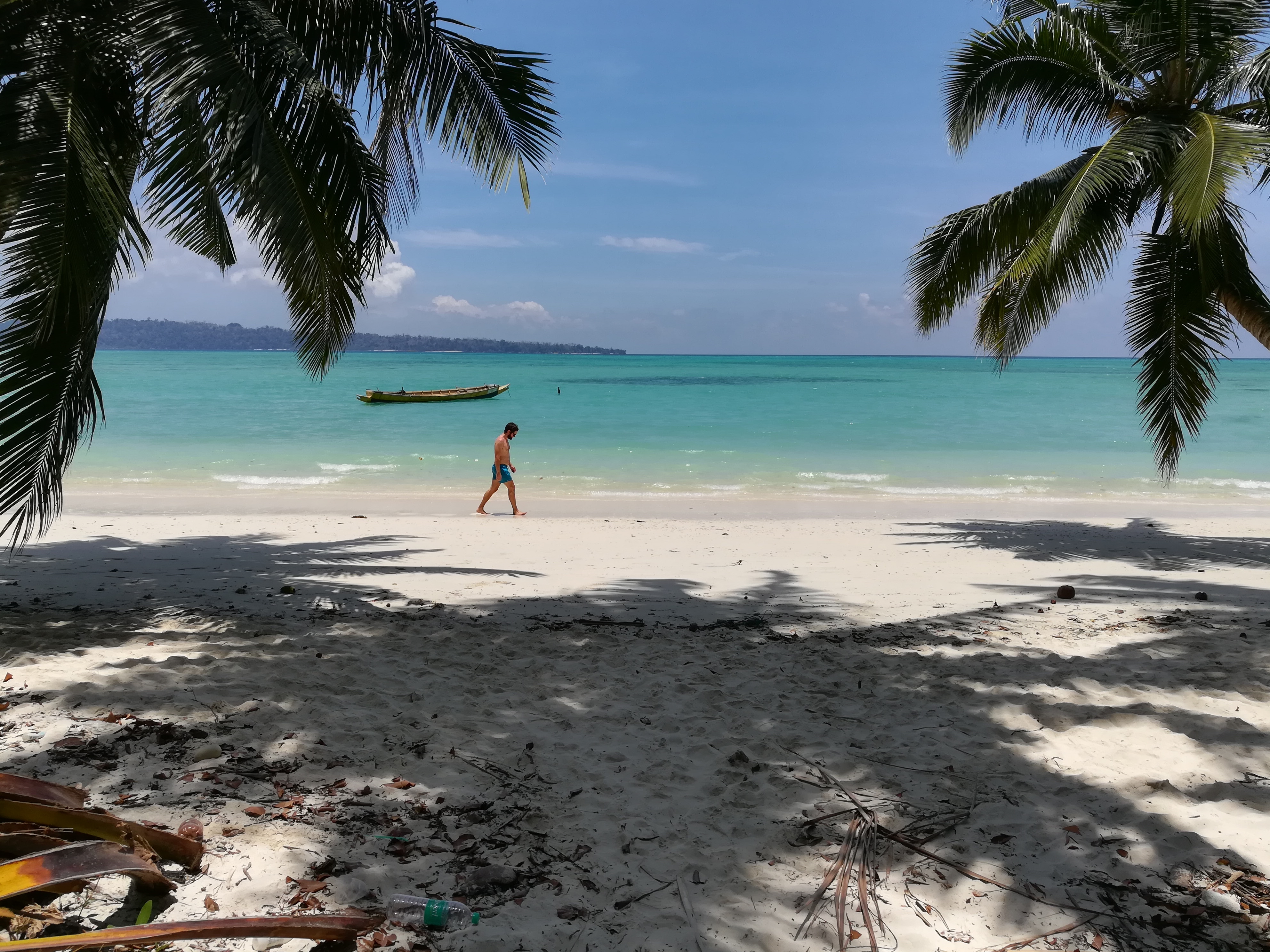 SHANGRILAS BEACH RESORT - Tap to explore photos