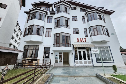 Hotel Salt - Dal Lake