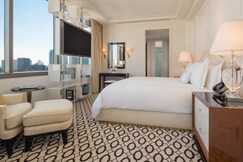 Waldorf Astoria Beverly Hills by Hilton