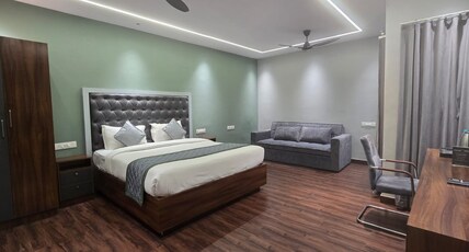 Palm Tree Hotel Room Type - Triple occ 