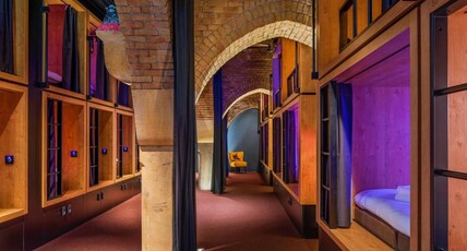 Bunk Hotel Amsterdam Room Type - BUNK POD FOR 2