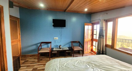 Pine Paradise Homestay Room Type - Bedroom 1