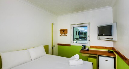 Ibis Budget Brisbane Airport Room Type - Standard Room with 1 Queen Bed