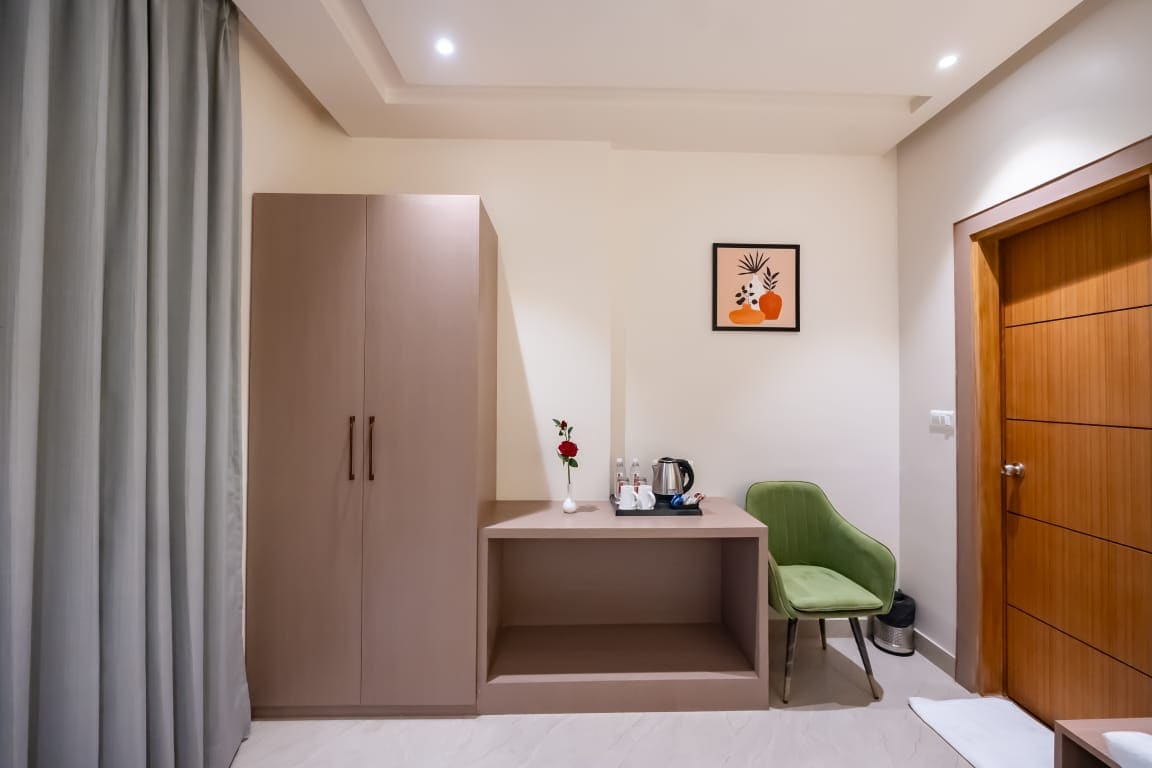 Dev Residency A Unit OF The Elegance - Tap to explore photos