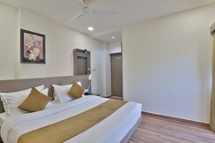 HOTEL TGR ROOMS