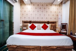 Address of Hotel Almond