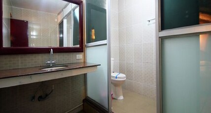 Hotel Apple Valley Room Type - Apple Deluxe Room