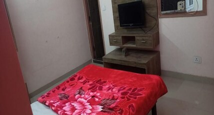 The Diamond Leaf Room Type - Standard Double Room with fan
