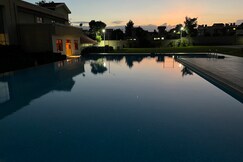 Cozy Neat Quiet Deluxe 1 Bed-Room Home Stay near Bangalore Airport