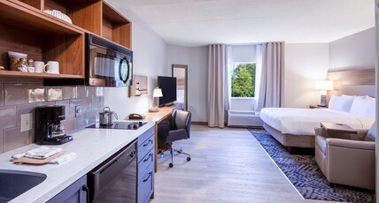 Candlewood Suites MANASSAS, an IHG hotel Room Type - Studio Suite