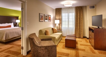 Staybridge Suites CHEYENNE, an IHG hotel Room Type - 2 Bedroom Suite 1 King 2 Queen