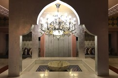 Hotel Pramod House of Classics