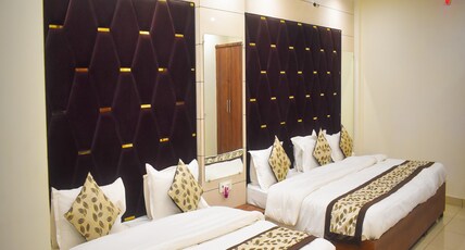 Hotel Sita Niwas Since 1965 Room Type - Deluxe Five Bed Room