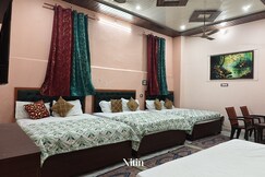 Rudraksha Kashi Inn P Guest House