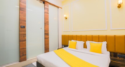 Hotel Cattleya near Mumbai International Airport Room Type - Deluxe Room