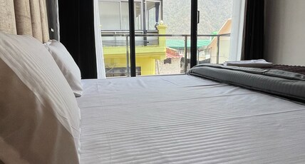 HOG House of Gypsy Room Type - Deluxe Double Room With Mountain View