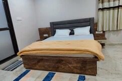 Hotel Meera inn