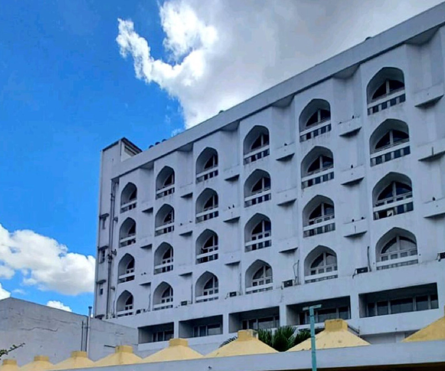 AKBARI CONTINENTAL HOTEL - Tap to explore photos