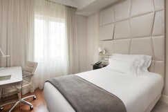 NH Collection Madrid Colon