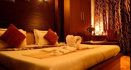 Hotel Fortunne  Room Type - Deluxe Room - AC