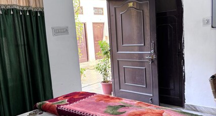 Keshav Palace Pushkar Room Type - Comfort Double- Room On Ground Floor
