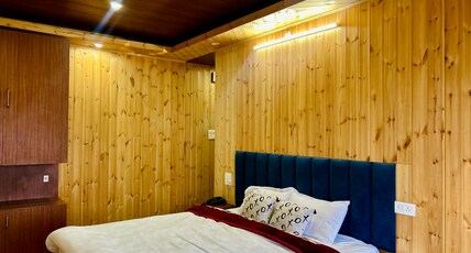 Sissu Inn Room Type - Superior Private Room With Balcony 