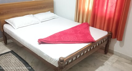 Shola Valley View Resort Room Type - Deluxe Valley Room 203