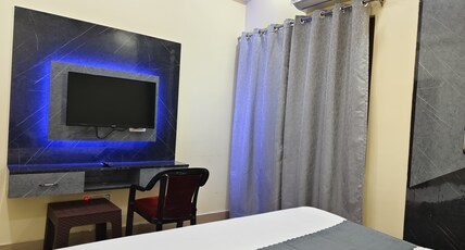 Kartikeya Home Stay Room Type - Standard Room | Attached Balcony