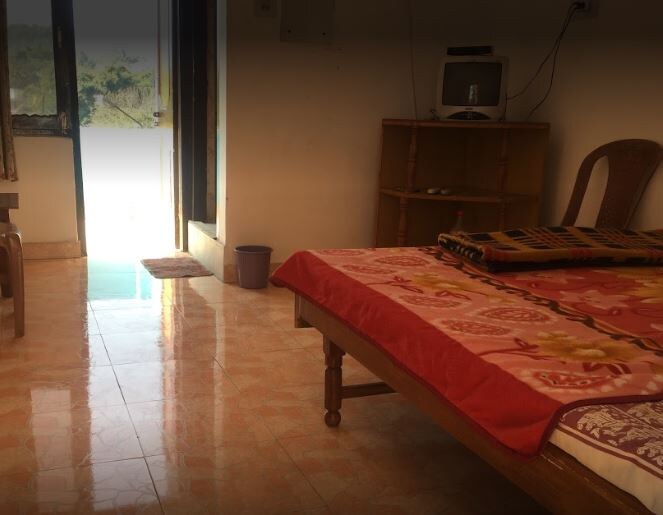 Kundan Guest House - Tap to explore photos