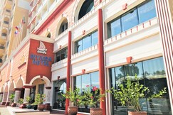 Riviera Hotel