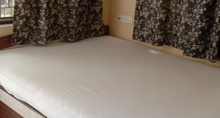 The Poulomi Hotel Room Type - Deluxe Room