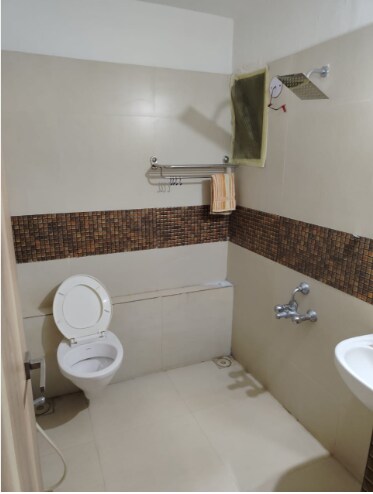 Allen Agam Adeshwar Guest house, Surat - Tap to explore photos