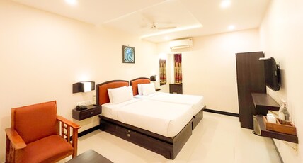 Hotel Shree Residency Room Type - Superior Twin Room
