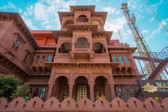 Manugarh - The Heritage Palace